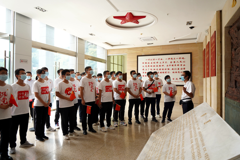 公司團(tuán)委開展“喜迎二十大、永遠(yuǎn)跟黨走、奮進(jìn)新征程”主題團(tuán)日活動(dòng)7