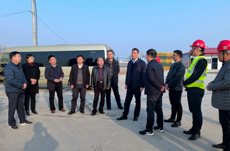 濉溪縣委副書記、縣長孫進(jìn)到徐淮阜高速淮北段項目調(diào)研指導(dǎo)